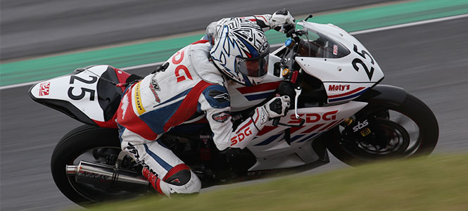 ���[�X�����@JP250�@CBR250RR